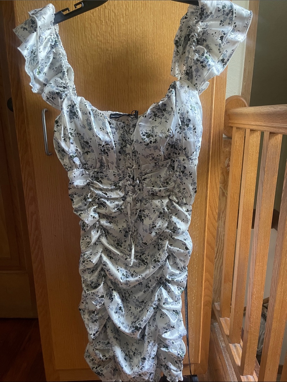 PrettyLittleThing White Floral Lace-Up Midi Dress
